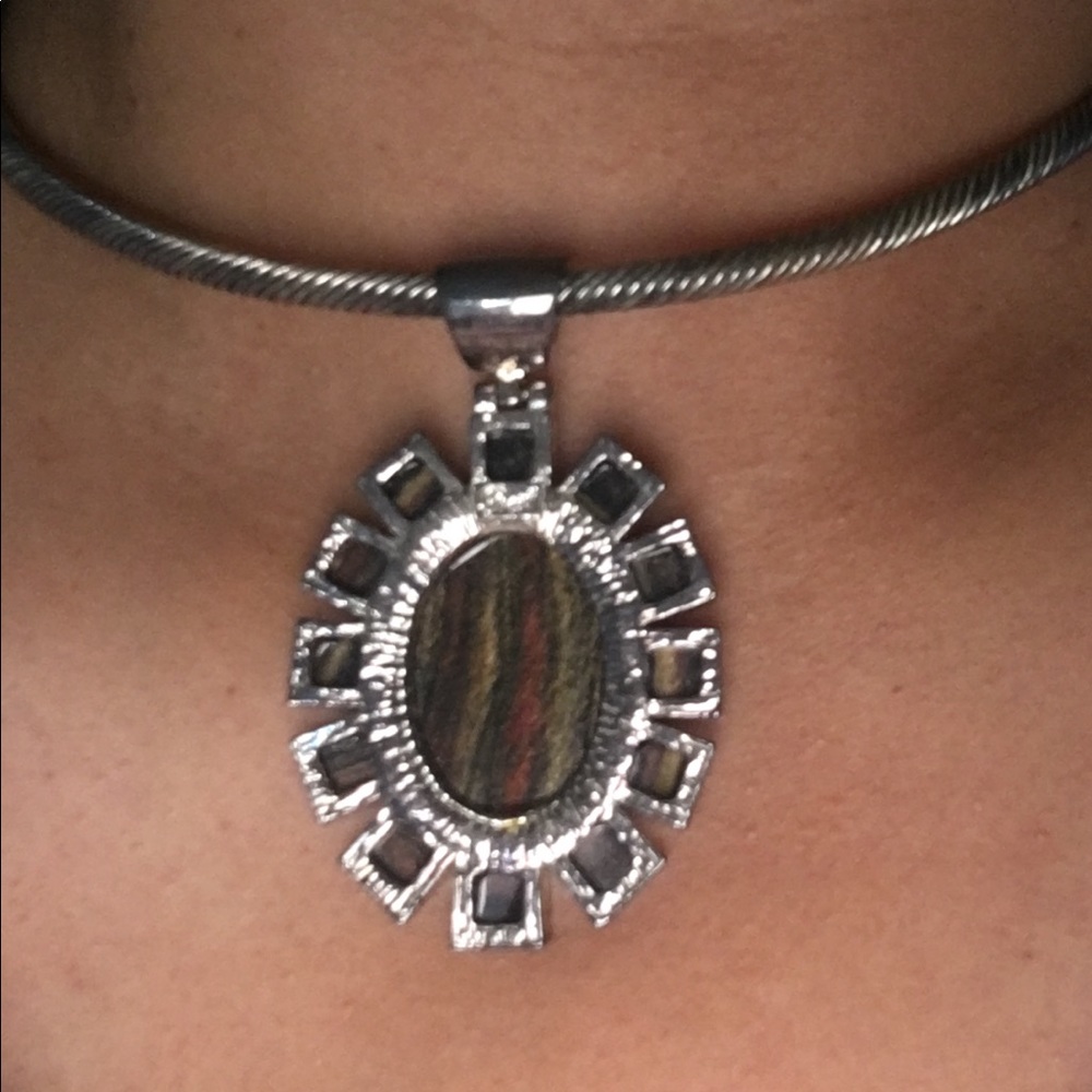 Tiger Eye starburst choker collar